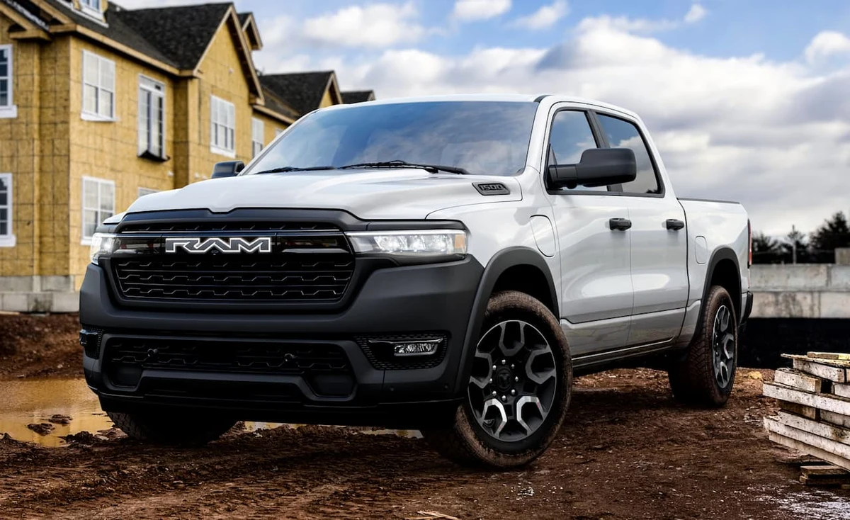 Ram 1500 REV Ramcharger Menzil Artırıcılı Kamyonet