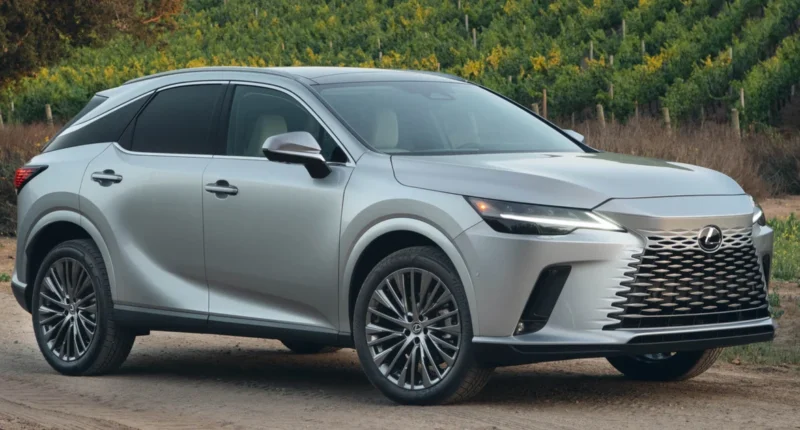 Lexus RX İsmindeki 'RX' Ne Anlama Geliyor? Tarihçesi ve Türkiye Analizi