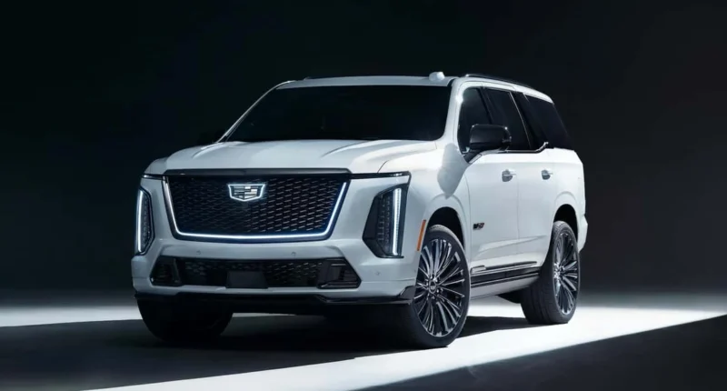 Cadillac 125. Yılını Kutluyor: Özel Tasarım Escalade-V Sahneye Çıktı